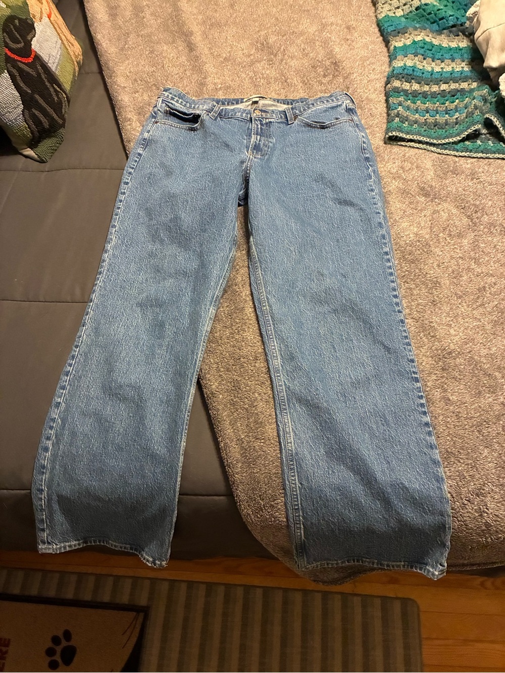 Abercrombie & Fitch Women’s Curve Love The Baggy Low Rise Jean Size 32 LONG EUC